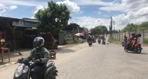 Hati-Hati Kabel Fiber Optik Berserakan ke Permukaan Jalan Raya Graha Asri Cikarang 1 25E9F20C 67AB 4902 B54F 5DF3A419C23A