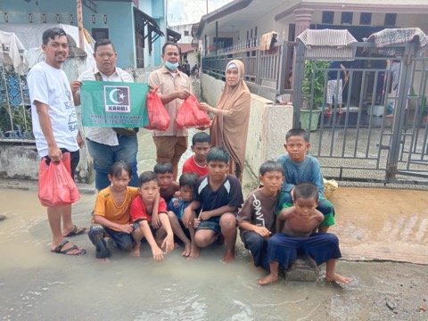 Banjir melanda di Kota Tebing Tinggi, MD KAHMI Berikan Bantuan untuk Warga Terdampak 1 3008DE6E 45A0 4994 8C54 AC33DC078A20