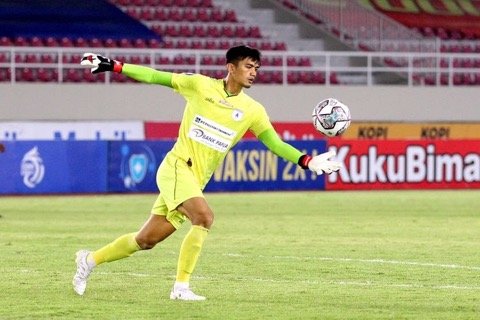 Persib Bandung Resmi Punya Kiper Baru Fitrul Dwi Rustapa