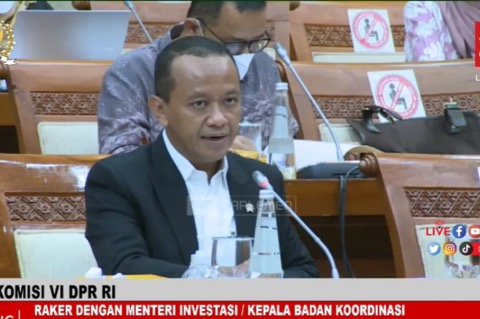 
					Tangkapan layar Menteri Investasi/Kepala Badan Koordinasi Penanaman Modal (BKPM) Bahlil Lahadalia dalam rapat kerja dengan Komisi VI DPR RI di Jakarta, Jumat (10/6/2022).