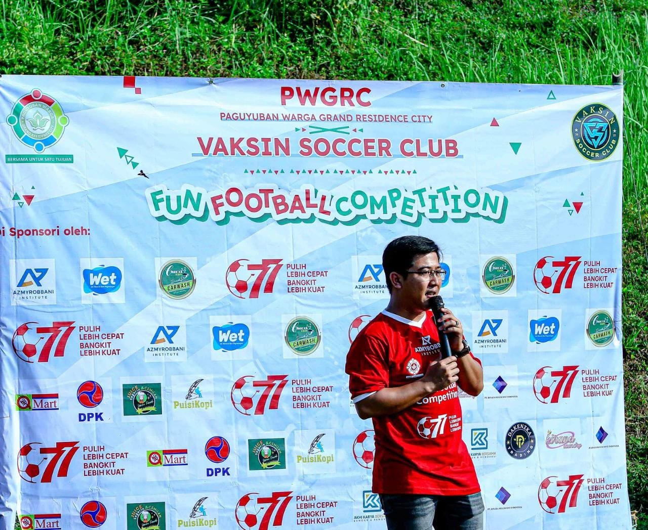 Vaksin Soccer Club dan PWGRC Sukses Gelar Lomba Sepak Bola 1 D515D340 9242 4E0B AD5C 9CDA14BC3712