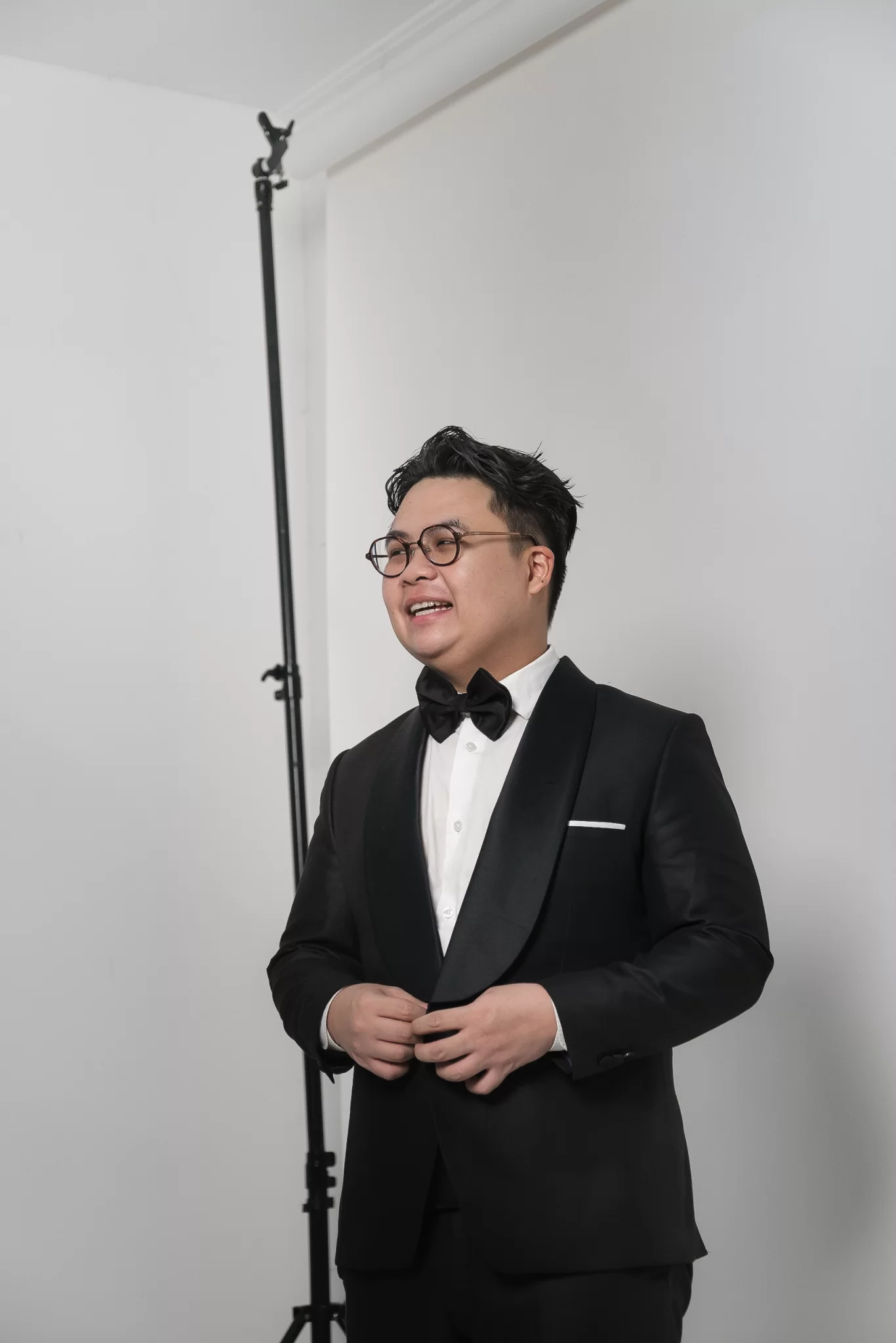 Bie Hin Tailor Semakin Sukses di Dunia Industri Fashion, Siapakah Sosok Layar Belakangnya? 1 Abraham Setiawan Creative Director di Bie Hin Tailor