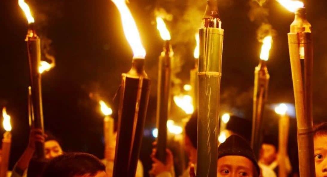 ilustrasi pawai obor takbiran