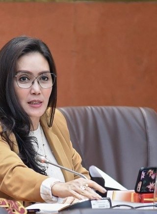Rieke Diah Pitaloka Ditunjuk Bupati Bekasi Jadi Ketua Dewan Penasehat: Dinilai Kompeten Bantu Pemerintahan