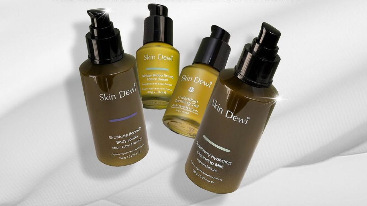 Simak! Ini Lima Rekomendasi Brand Skincare Terpopuler Tahun 2023 Paling Diserbu Kaum Hawa Se-Indonesia 3 3 20231206 190056 0002