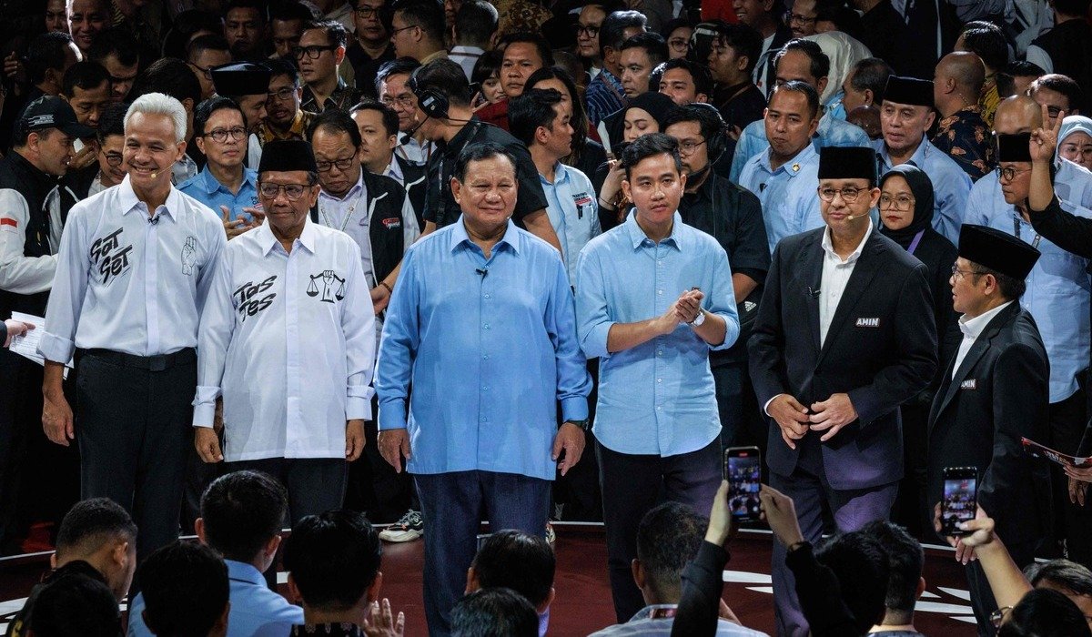 Simak! Debat Ketiga Capres Bakal Digelar Malam Ini di Istora Senayan Simak! Debat Ketiga Capres Bakal Digelar Malam Ini di Istora Senayan