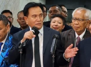 Yusril: Pembubaran Nobar Pesta Babi Bukan Instruksi Pemerintah Yusril: Pembubaran Nobar Pesta Babi Bukan Instruksi Pemerintah