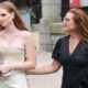 Brooke Shields Memberi dorongan untuk Putri Grier di Wisuda Sekolah Menengah Atas di NYC