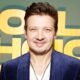 Jeremy Renner Merenungkan Menjadi Penata Rias Division Retailer