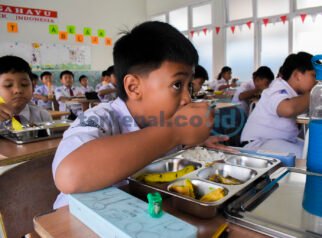 Pemerintah Tetapkan Insentif Rp6 Juta Per Hari untuk Dapur Umum Program Makan Bergizi Gratis