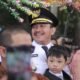 [FOTO] Ade-Asep Disambut Warga Kabupaten Bekasi