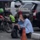 Haru! Driver Taksi Online Ajak Penumpang Buka Puasa