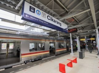 Stasiun Cikarang: Stasiun integrasi penting di wilayah timur Jabodetabek