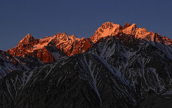 Mengenal Pamir Plateau: Atap Dunia di Jantung Asia Tengah