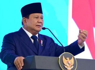 Presiden Prabowo Minta Menteri Keuangan Tarik Uang Dolar Warga Indonesia