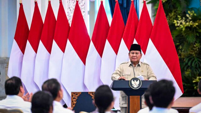 Presiden Prabowo Subianto mengajak seluruh rakyat Indonesia untuk menyambut HUT RI ke-80