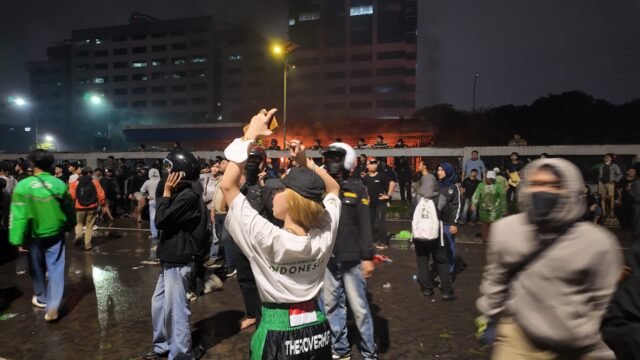 Terlindungi: Photo: RHDP Takes to the Streets to Protest the House of Representatives (DPR) in Jakarta