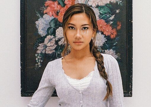 Marsha Lavinia: Berselibung di Batin