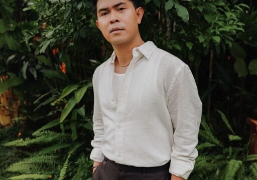 Cakra Khan: Tak Sejalan