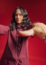 Sheryl Sheinafia: ‘Lepas Kendali’