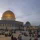 Otoritas Israel Menahan Imam Masjid Al-Aqsa