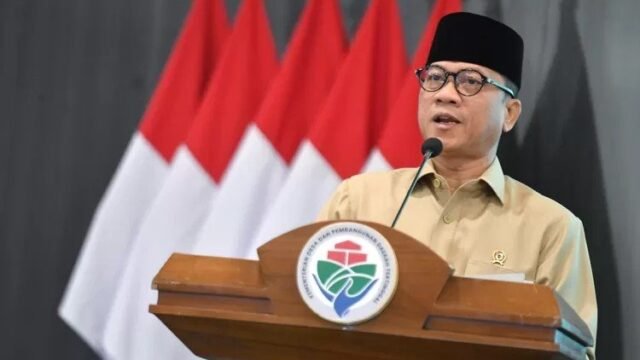 Mendes Yandri Tegaskan Tak Ada Penutupan Alfamart–Indomaret di Desa Mendes Yandri Tegaskan Tak Ada Penutupan Alfamart–Indomaret di Desa