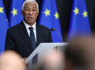 Uni Eropa Nyatakan Dukungan bagi Rakyat Iran Uni Eropa Nyatakan Dukungan bagi Rakyat Iran