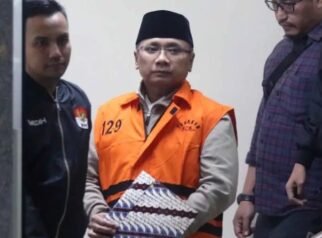Yaqut Didakwa Rugikan Negara Rp622 Miliar dalam Kasus Kuota Haji 10 image 750x 69c1eef72cb32