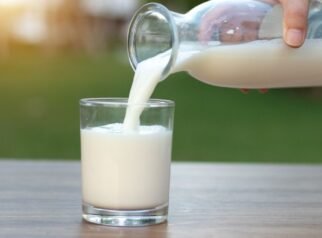 Tak Hanya Susu, Ini Fakta soal Kalsium 10 056221200 1648103838 Manfaat Minum Susu yang Wajib Anda Tahu