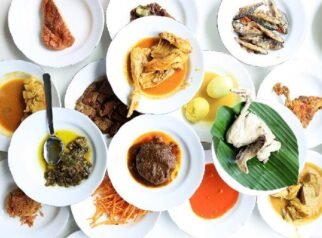 Rupiah Melemah, Harga Nasi Padang Ikut Naik Rupiah Melemah, Harga Nasi Padang Ikut Naik