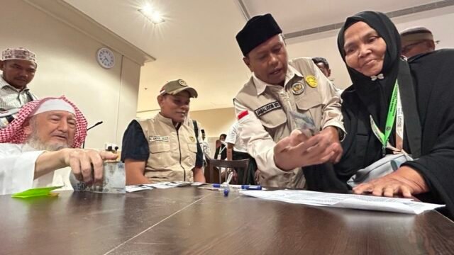 Ribuan Jemaah Haji Aceh Dapat Dana Wakaf Rp9,2 Juta Ribuan Jemaah Haji Aceh Dapat Dana Wakaf Rp9,2 Juta