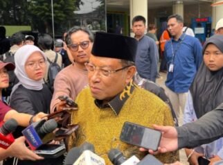 Said Aqil: Palang Pintu Tugas Pemda dan Kemenhub Said Aqil: Palang Pintu Tugas Pemda dan Kemenhub