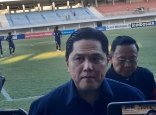 Erick Thohir Kawal Penyelesaian Renovasi Stadion Mandala Krida Erick Thohir Kawal Penyelesaian Renovasi Stadion Mandala Krida
