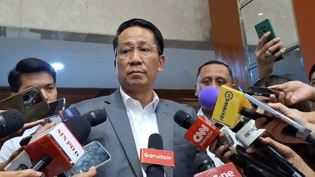 Biaya Naik, Ratusan Orang Tetap Ajukan Lepas WNI Biaya Naik, Ratusan Orang Tetap Ajukan Lepas WNI