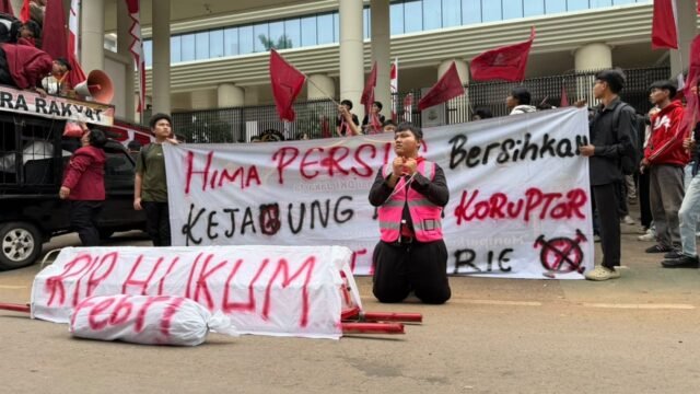 HIMA PERSIS Gelar Aksi 'Bersih-Bersih Kejaksaan Agung' 1 WhatsApp Image 2026 08 05 at 06.15.18