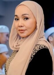 29406 profil dewi gita
