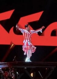 penyanyi dangdut king nassar tampil sangat heboh p hzkc Sedang