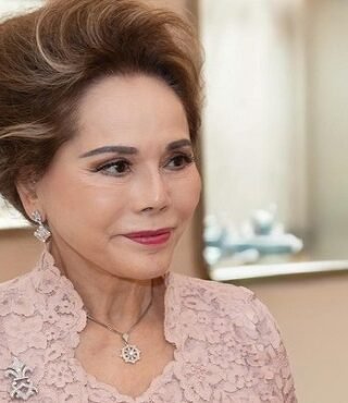 ratna sari dewi sukarno 1787114077195 43