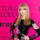 2048x2730 157e6ea7 assets elleuk com gallery 7652 1384428263 taylor swift victoria secret red carpet getty jpg Besar e1792263347675