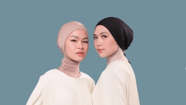 Cara Memilih Warna Hijab agar Wajah Terlihat Segar 7 slider portrait1 6abf7ce059c03 Besar e1792151856844